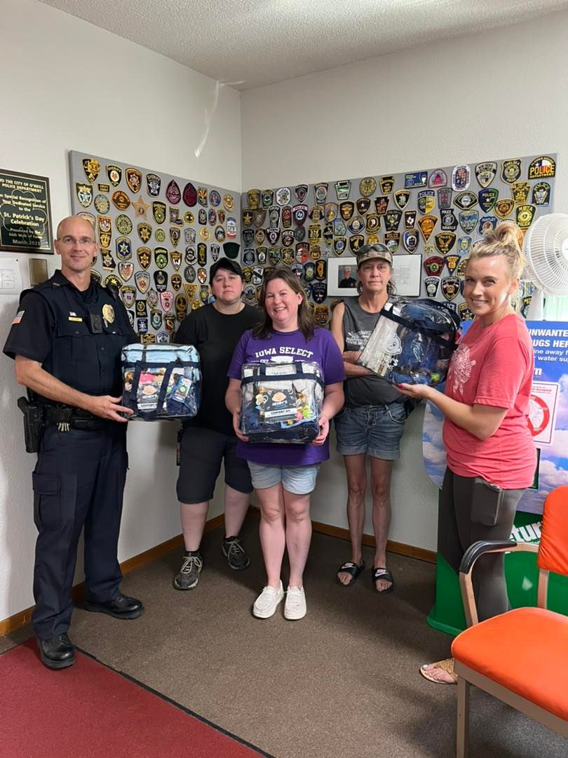 O'Neill Police Officer receiving Comfort Care Kit