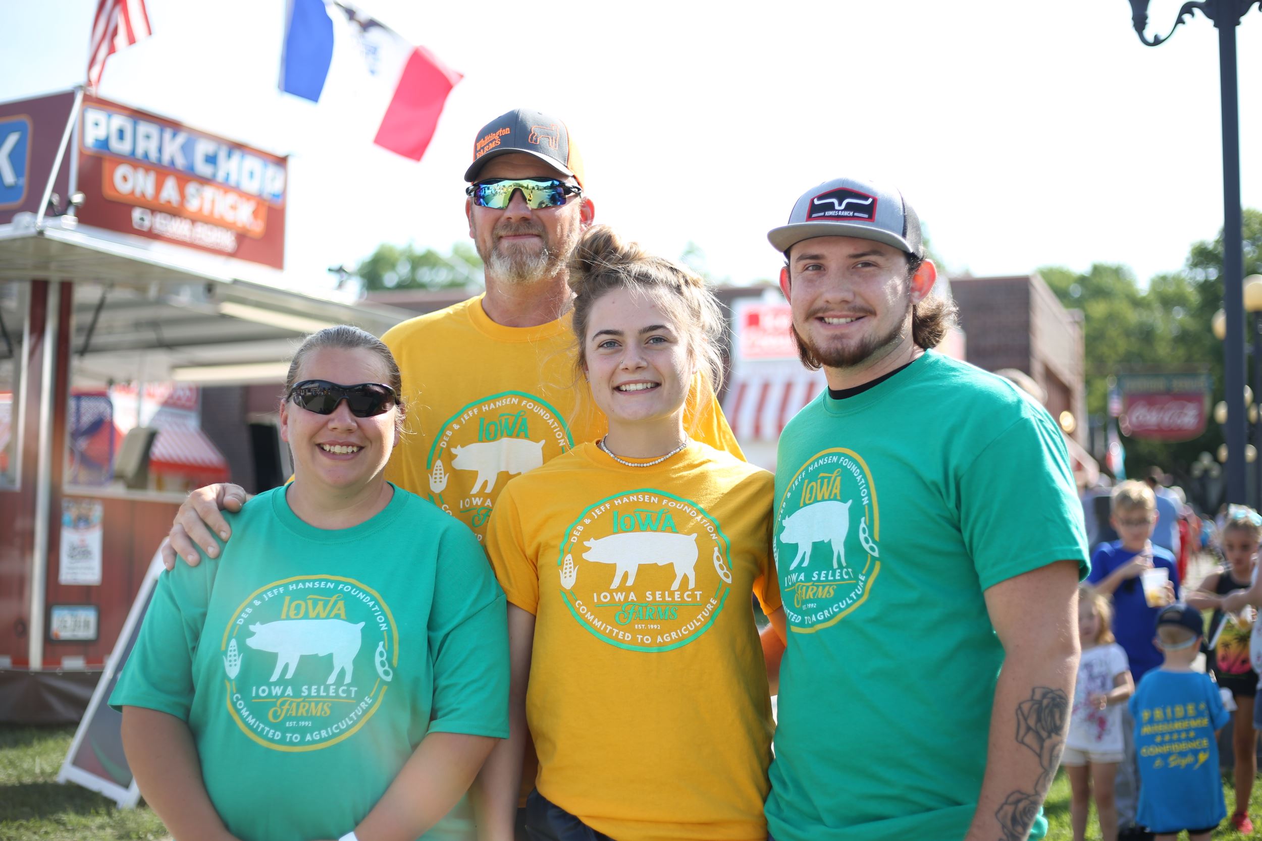 An Iowa Select family poses for a group photo.