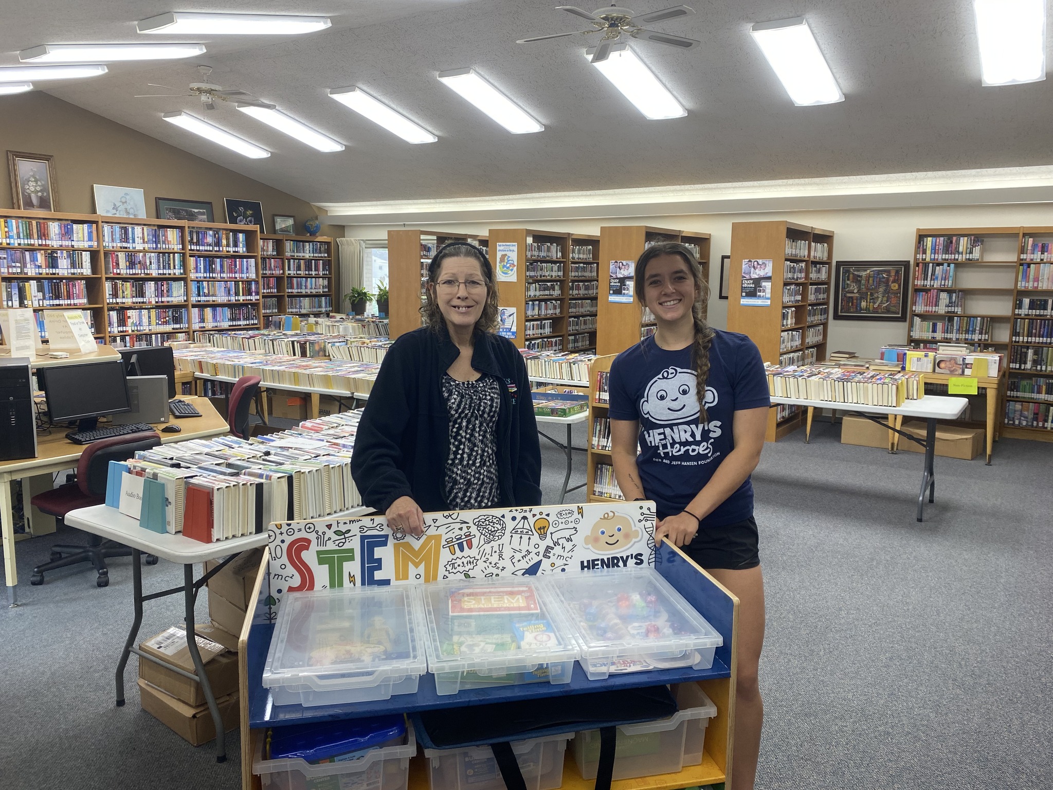 Eagle Grove Mem Lib STEM cart