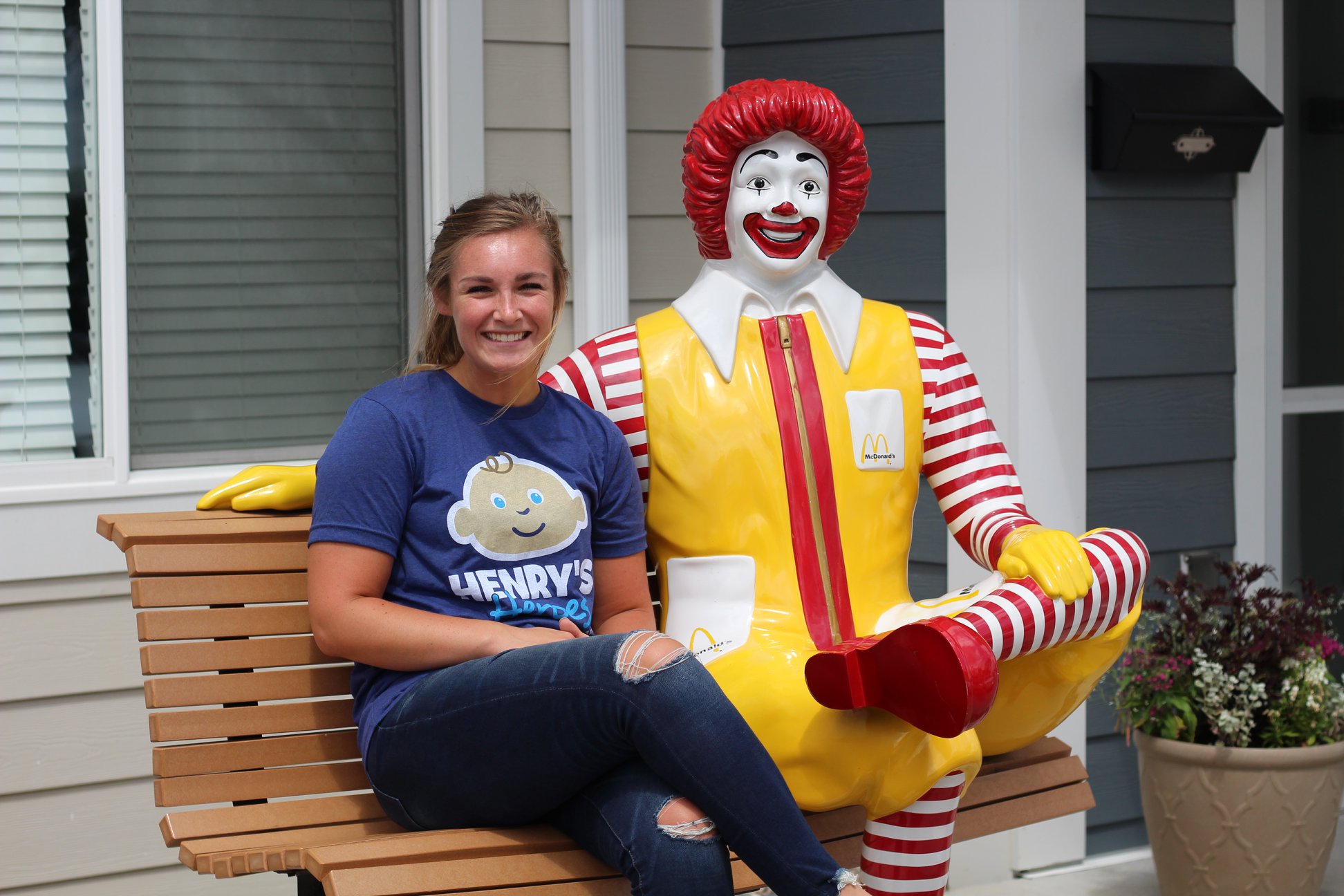 Lexie making friends with Ronald