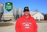 Dennis Celebrates 15 Years with Iowa Select Farms